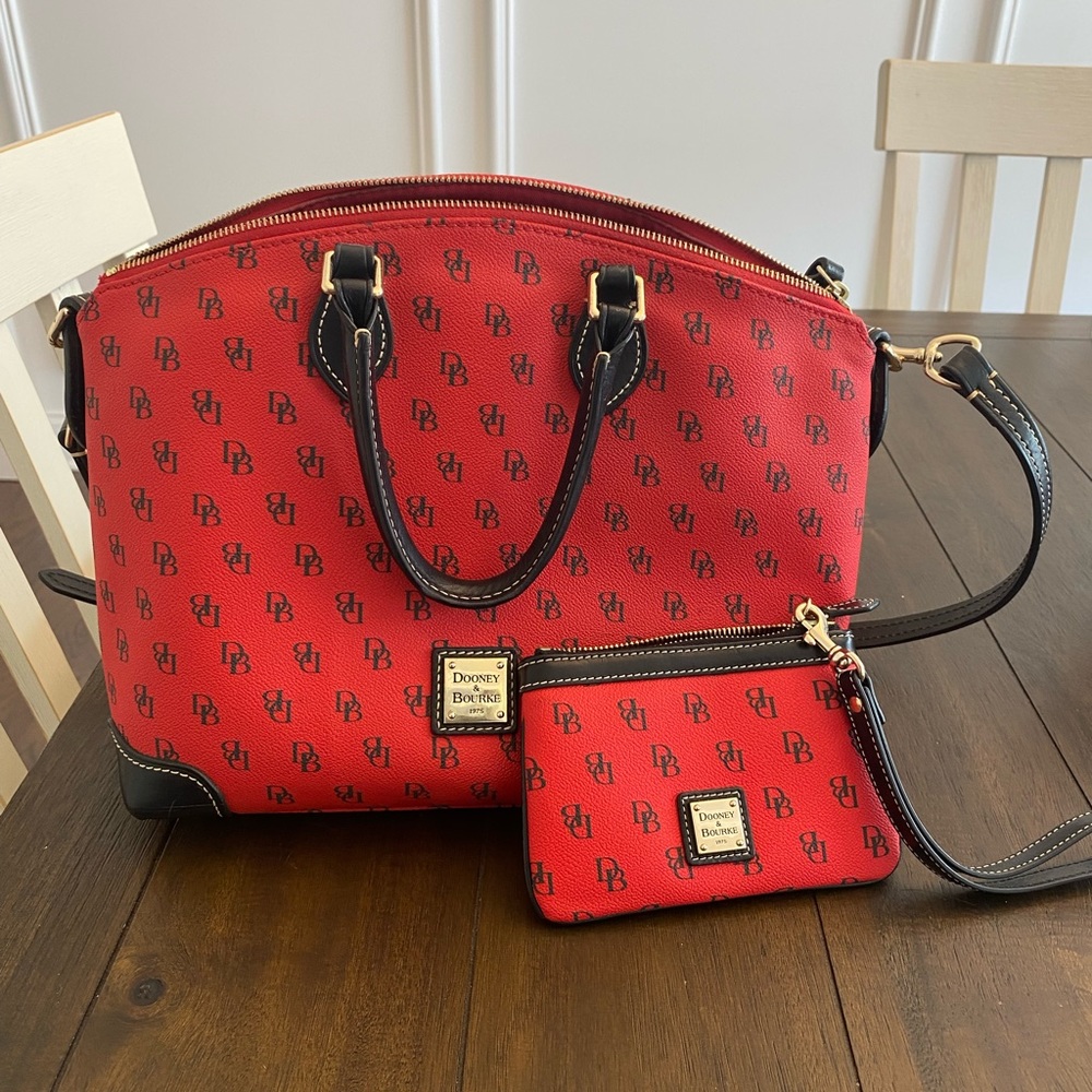 Beautiful Red Dooney and Bourke handbag and wristlet